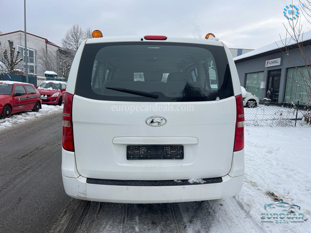 Hyundai H-1