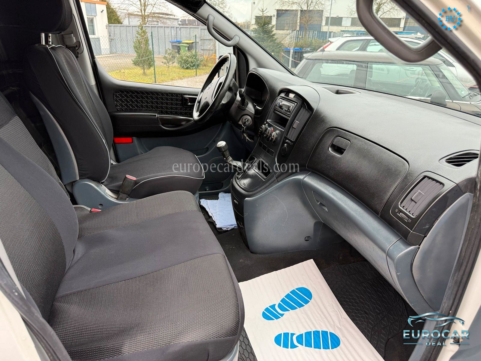 Hyundai H-1
