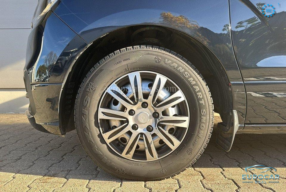 Hyundai H-1