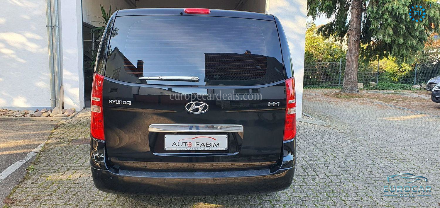 Hyundai H-1