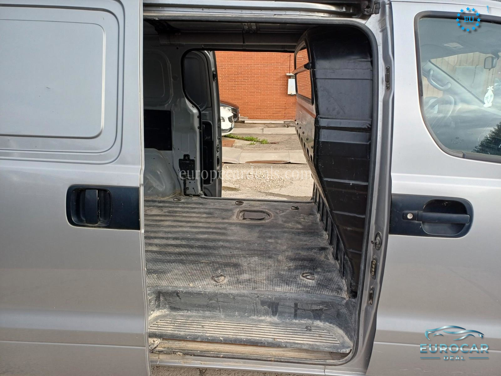 Hyundai H-1