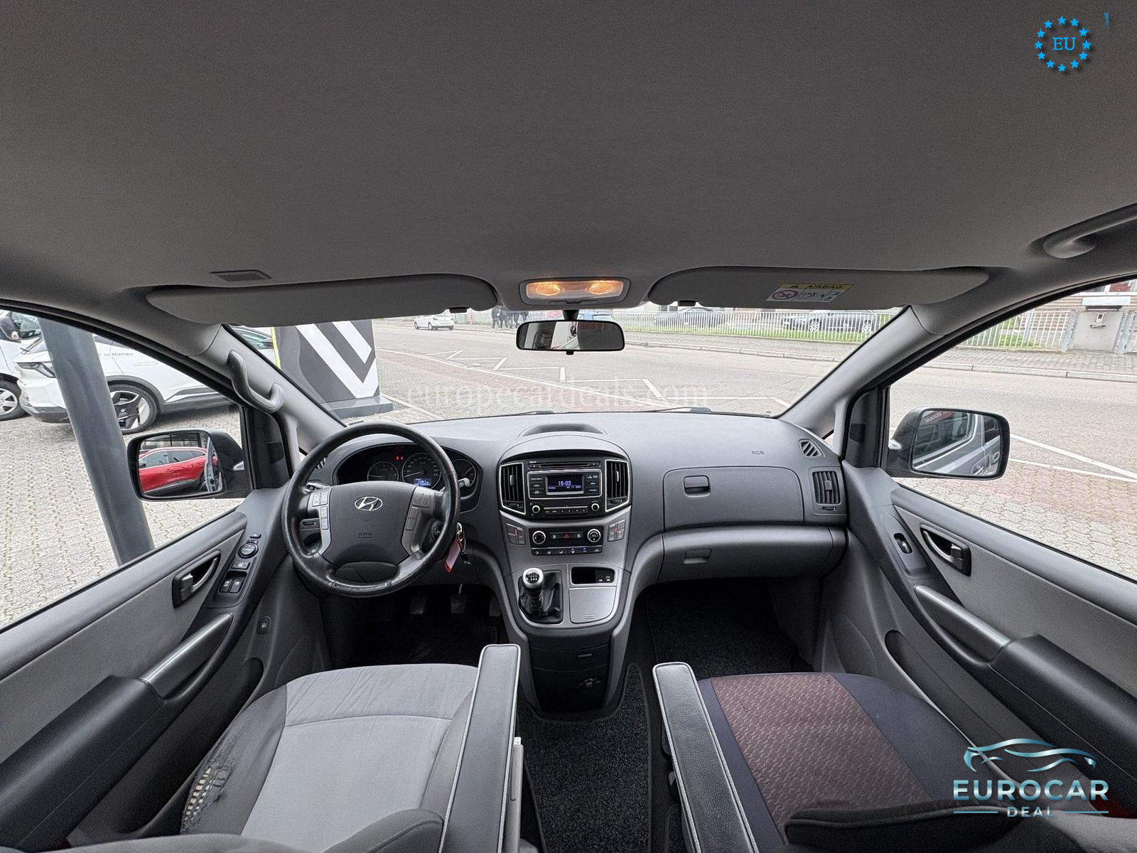 Hyundai H-1