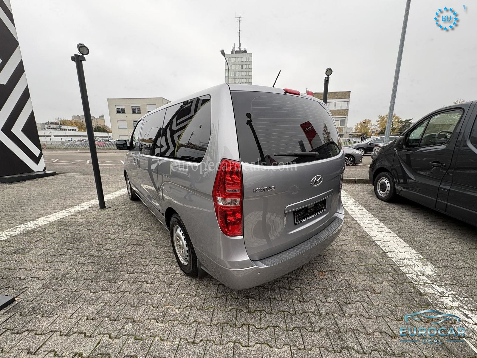 Hyundai H-1