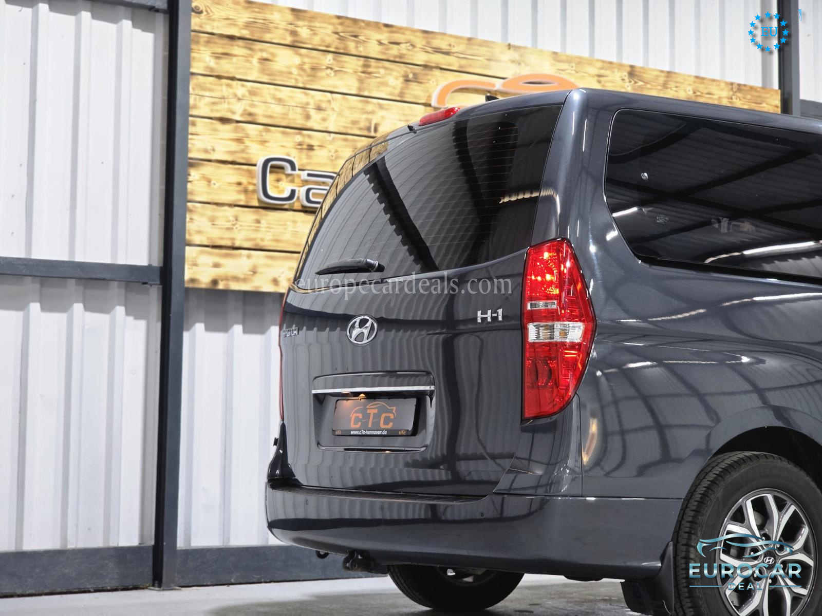 Hyundai H-1