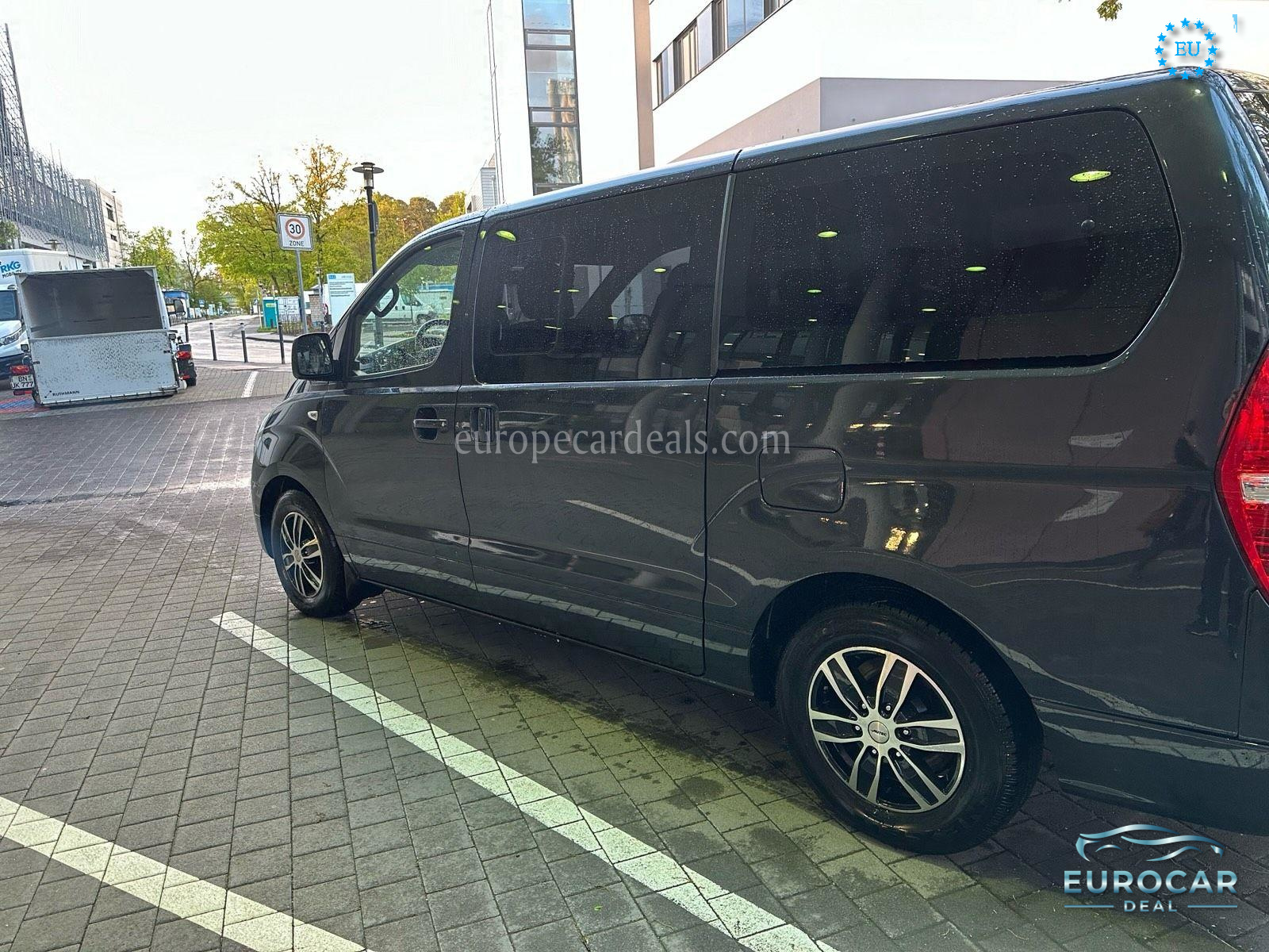 Hyundai H-1
