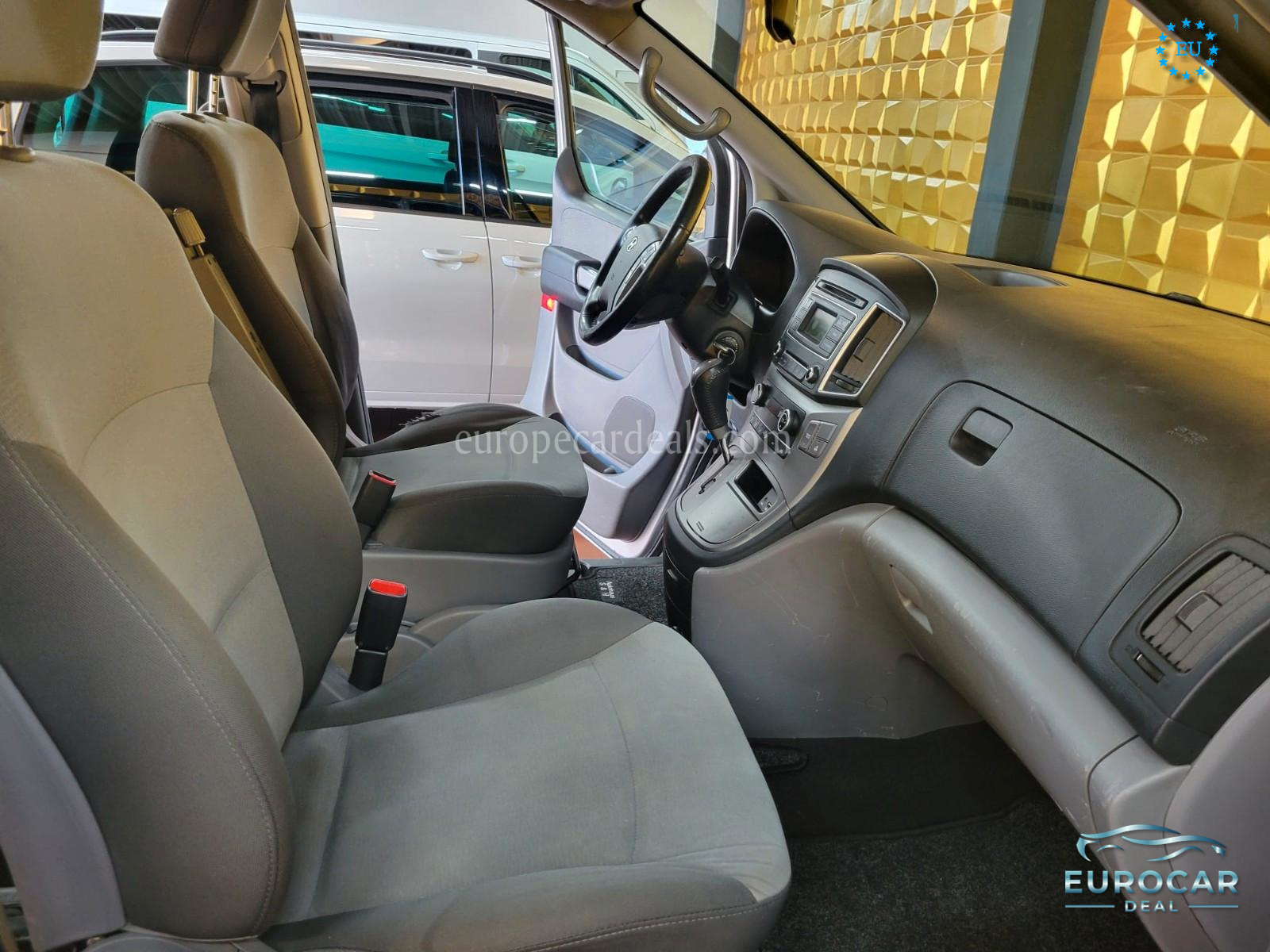 Hyundai H-1