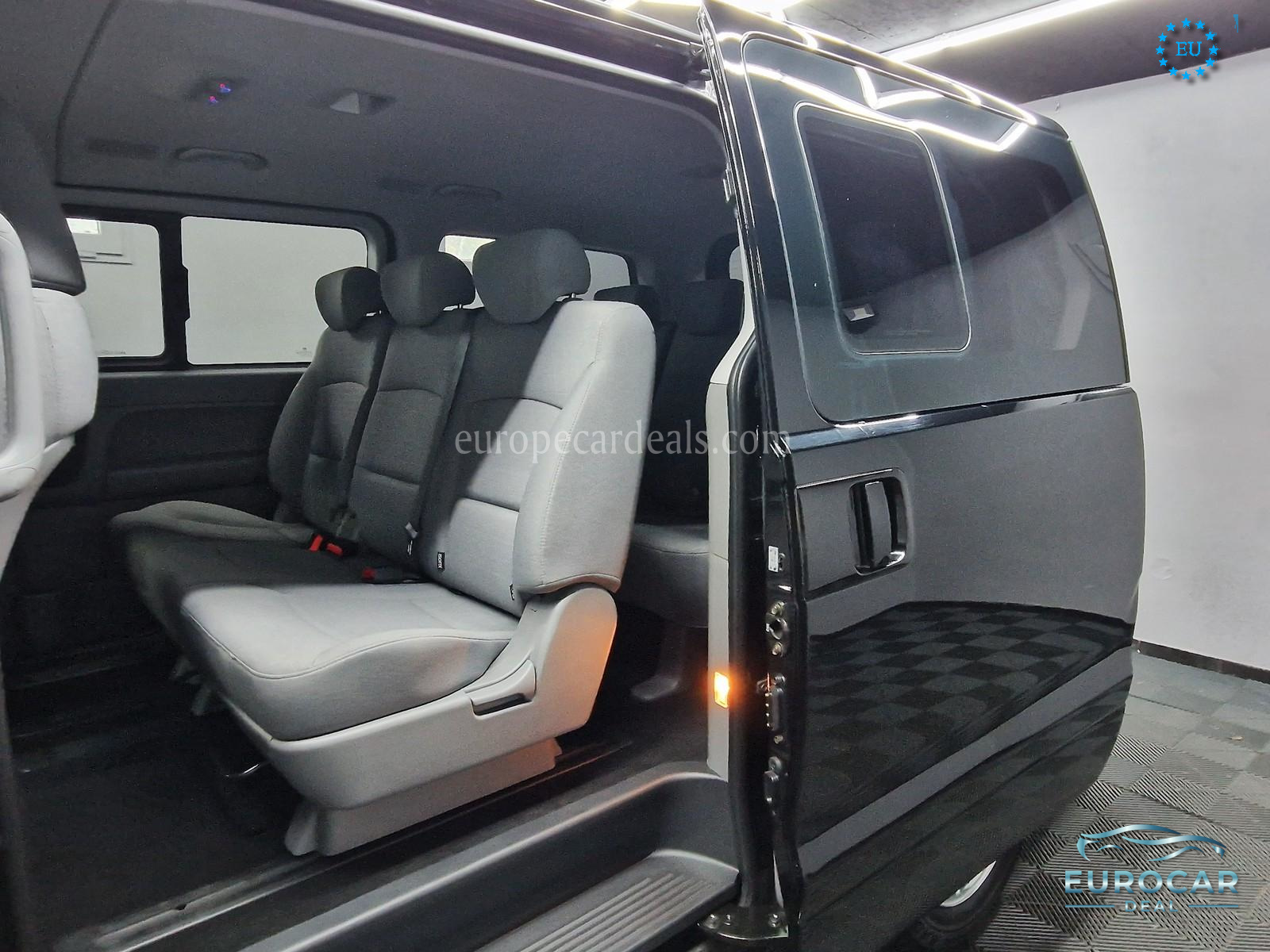 Hyundai H-1
