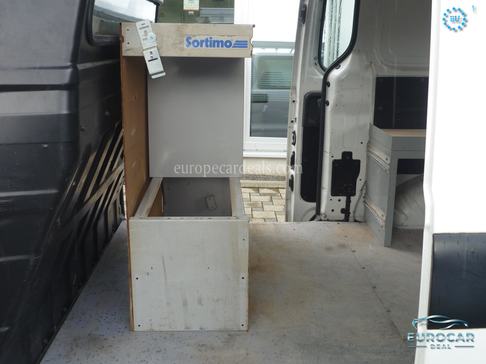 Hyundai H-1