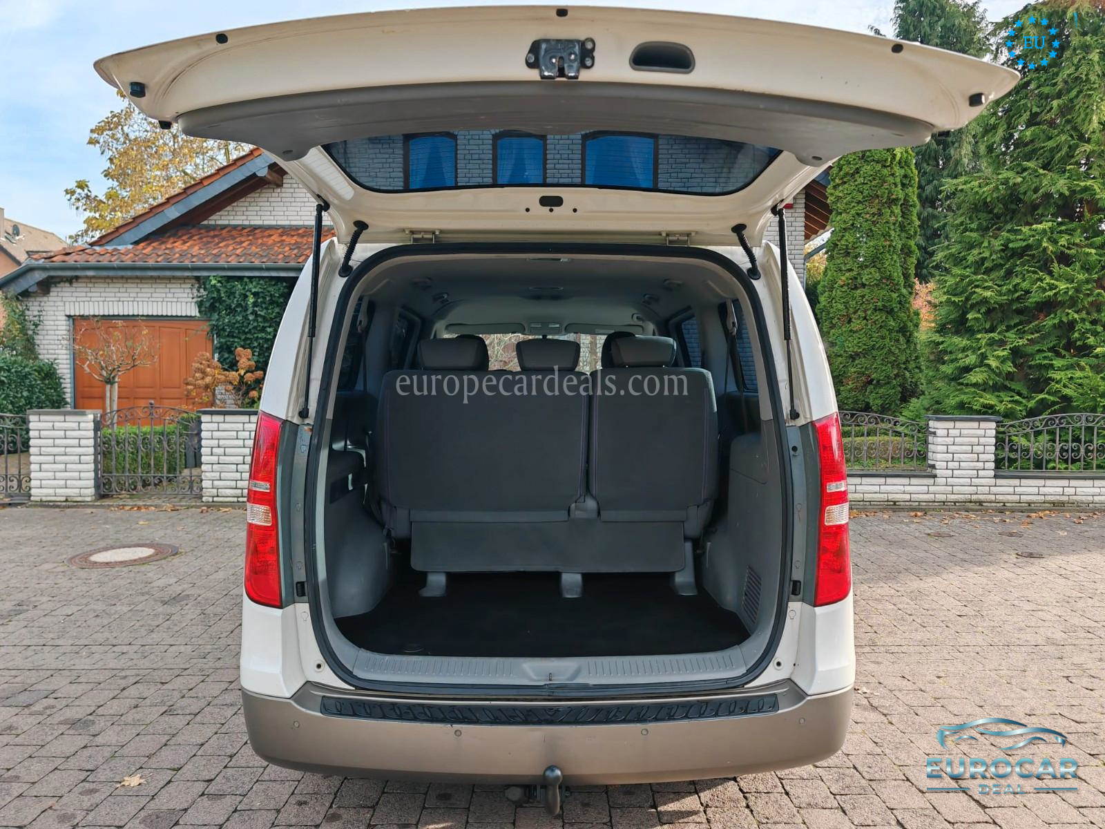 Hyundai H-1