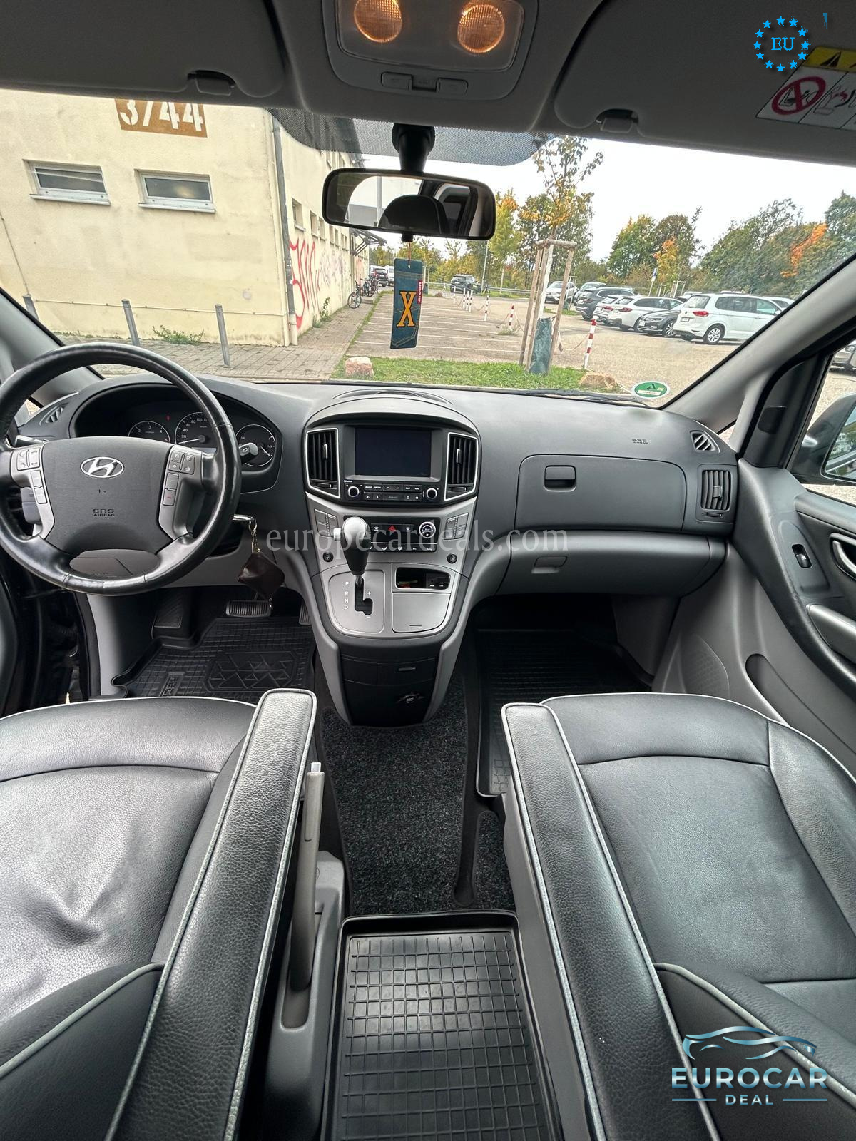 Hyundai H-1