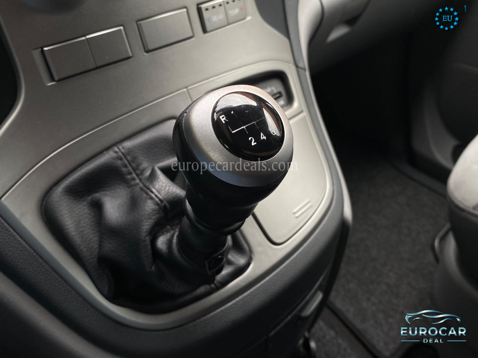 Hyundai H-1
