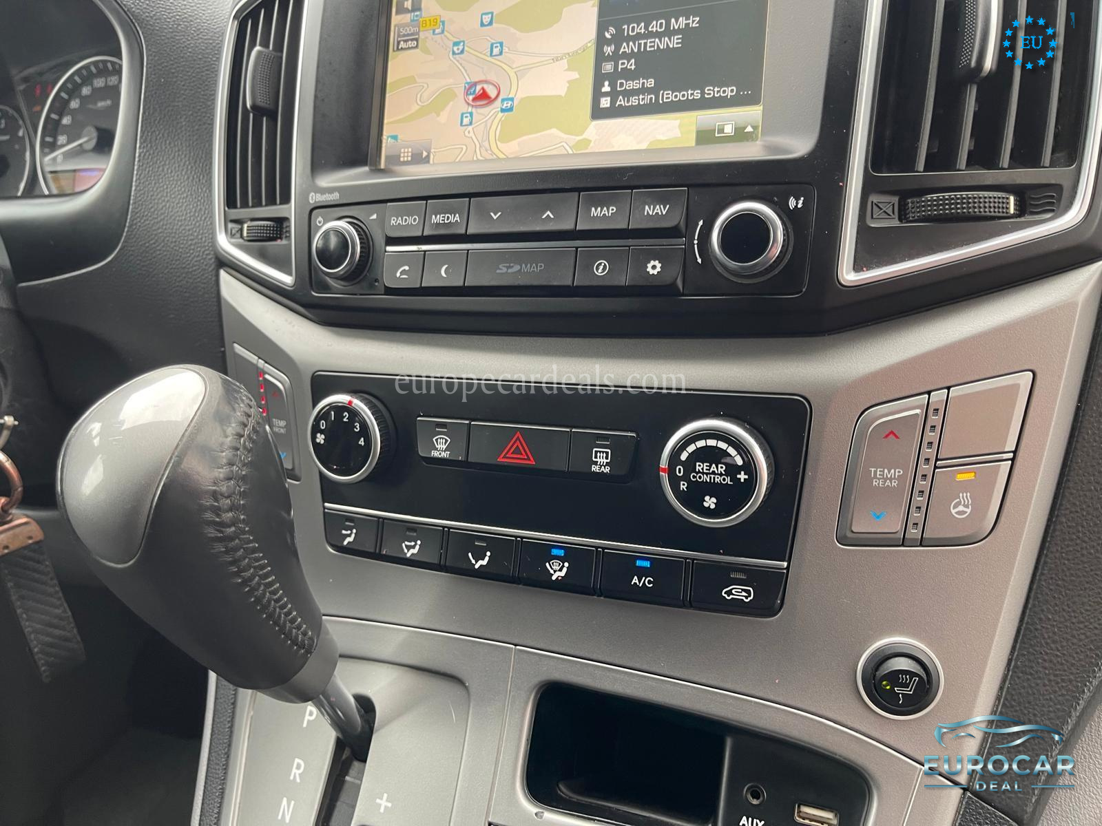 Hyundai H-1