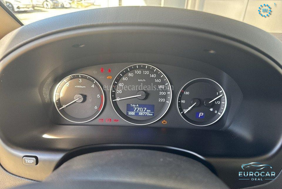 Hyundai H-1