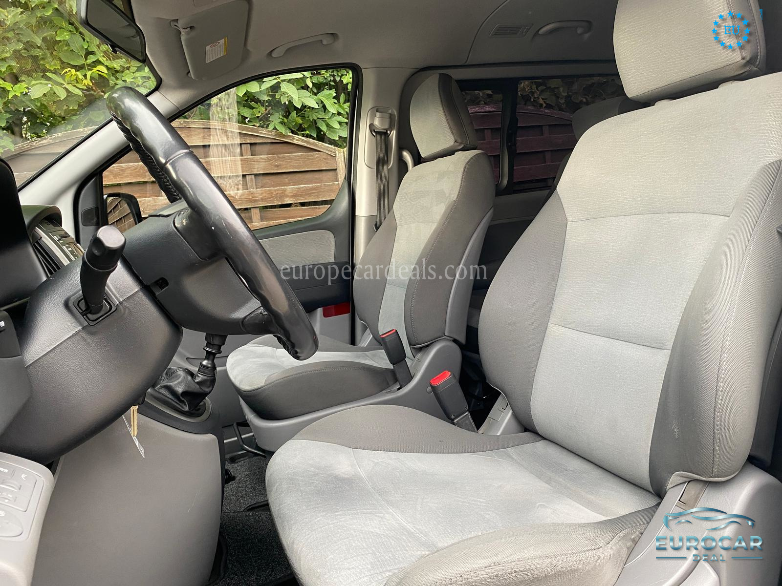 Hyundai H-1