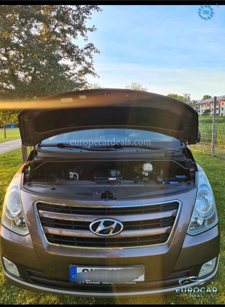 Hyundai H-1