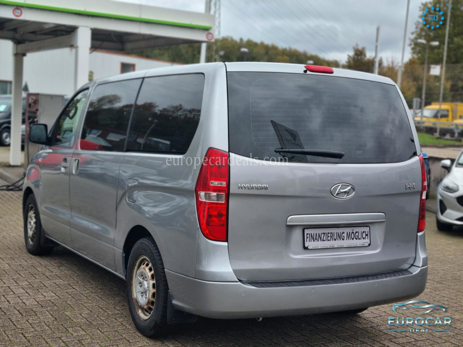 Hyundai H-1
