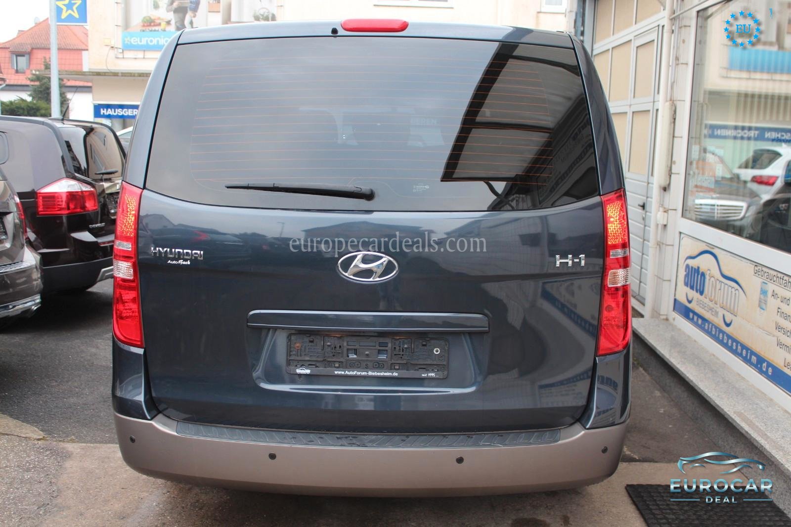 Hyundai H-1