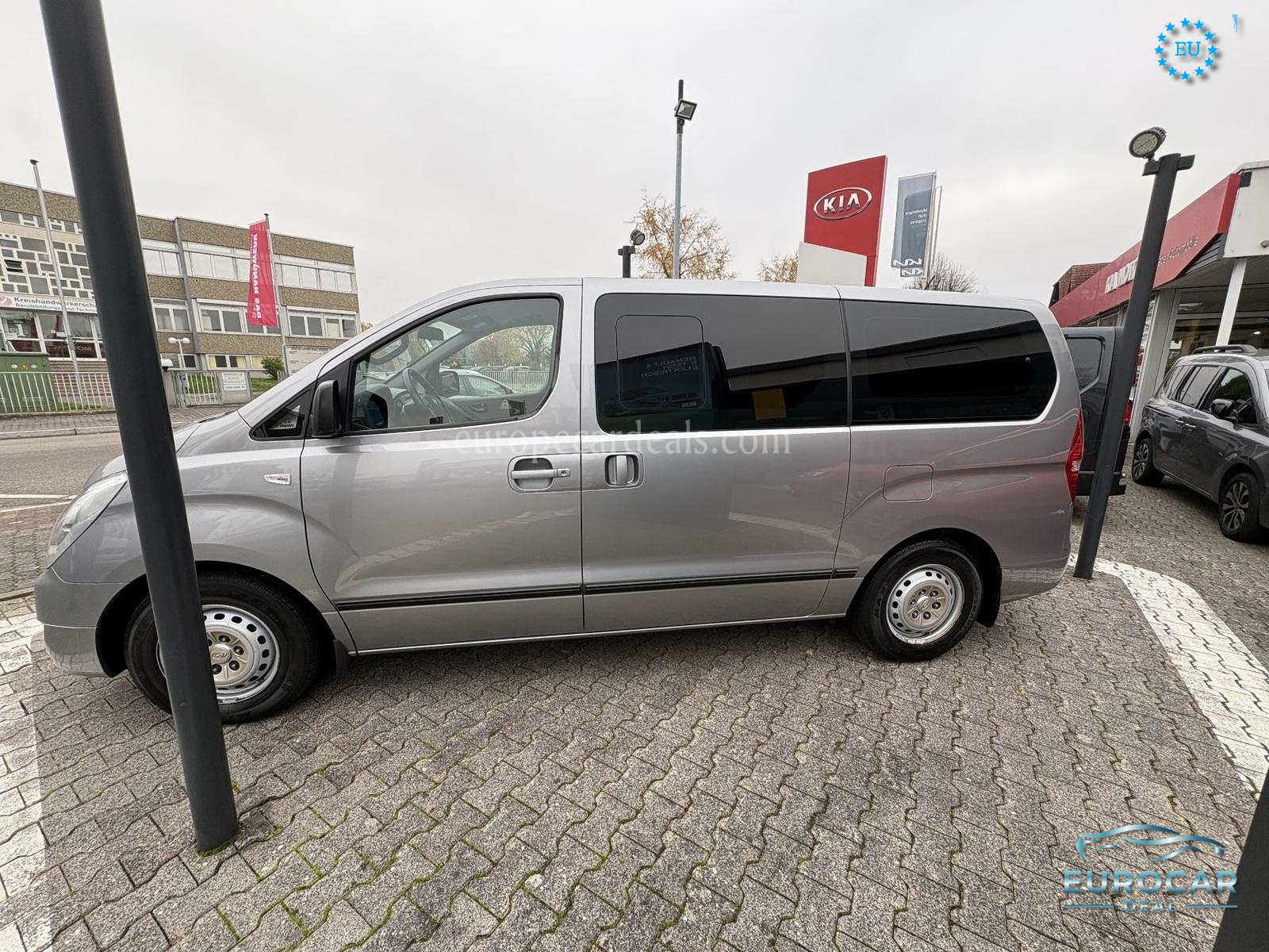 Hyundai H-1