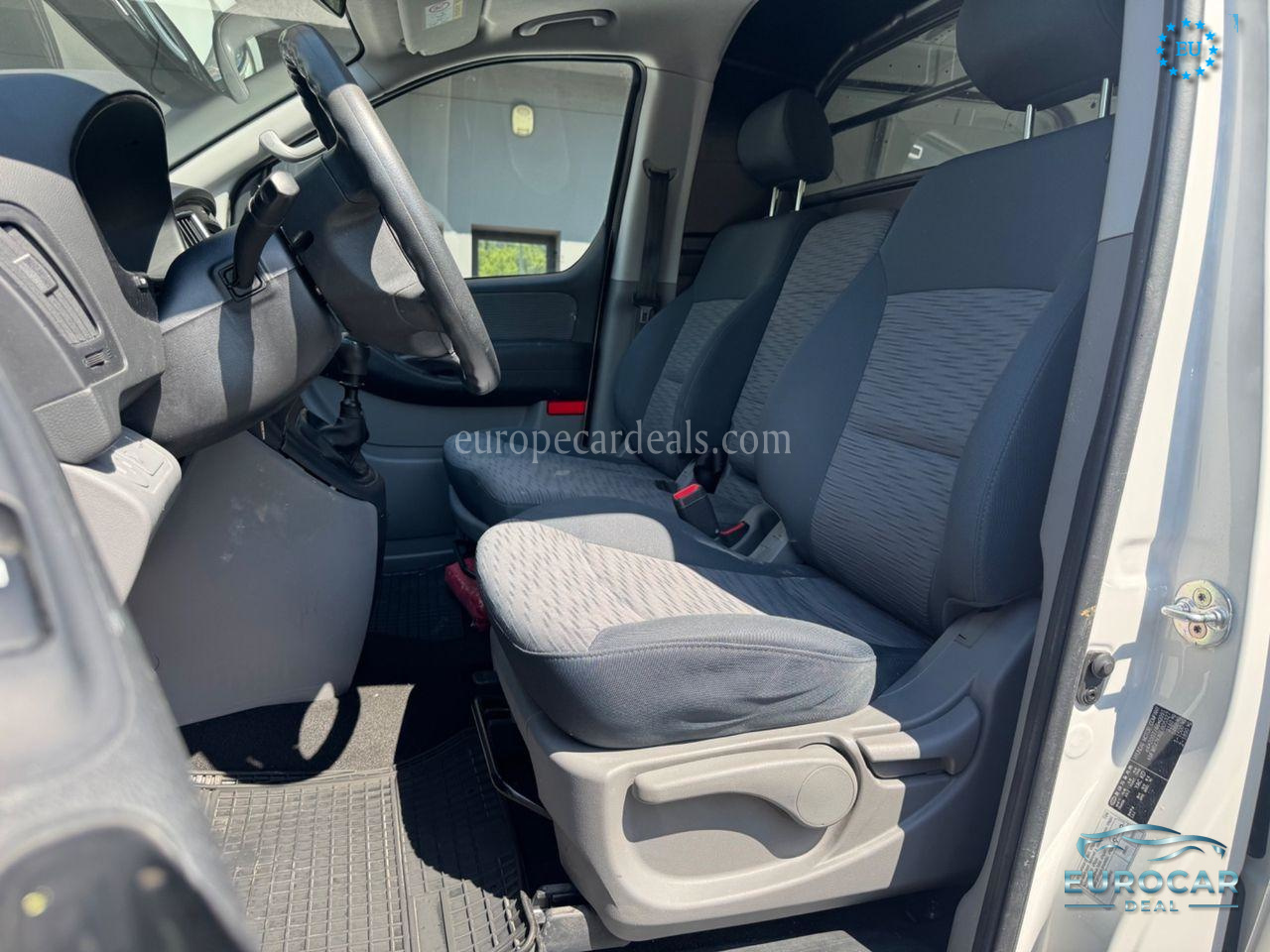 Hyundai H-1
