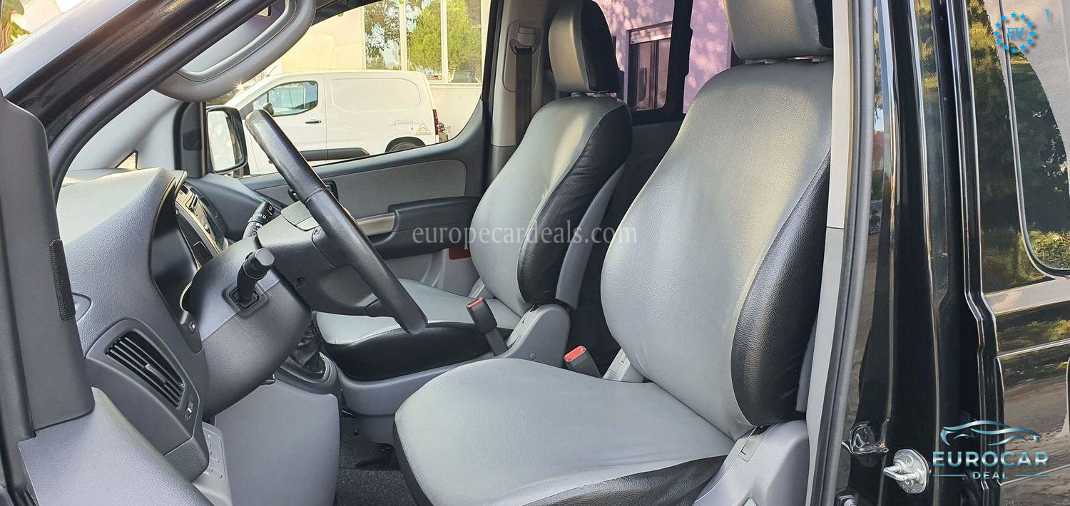 Hyundai H-1