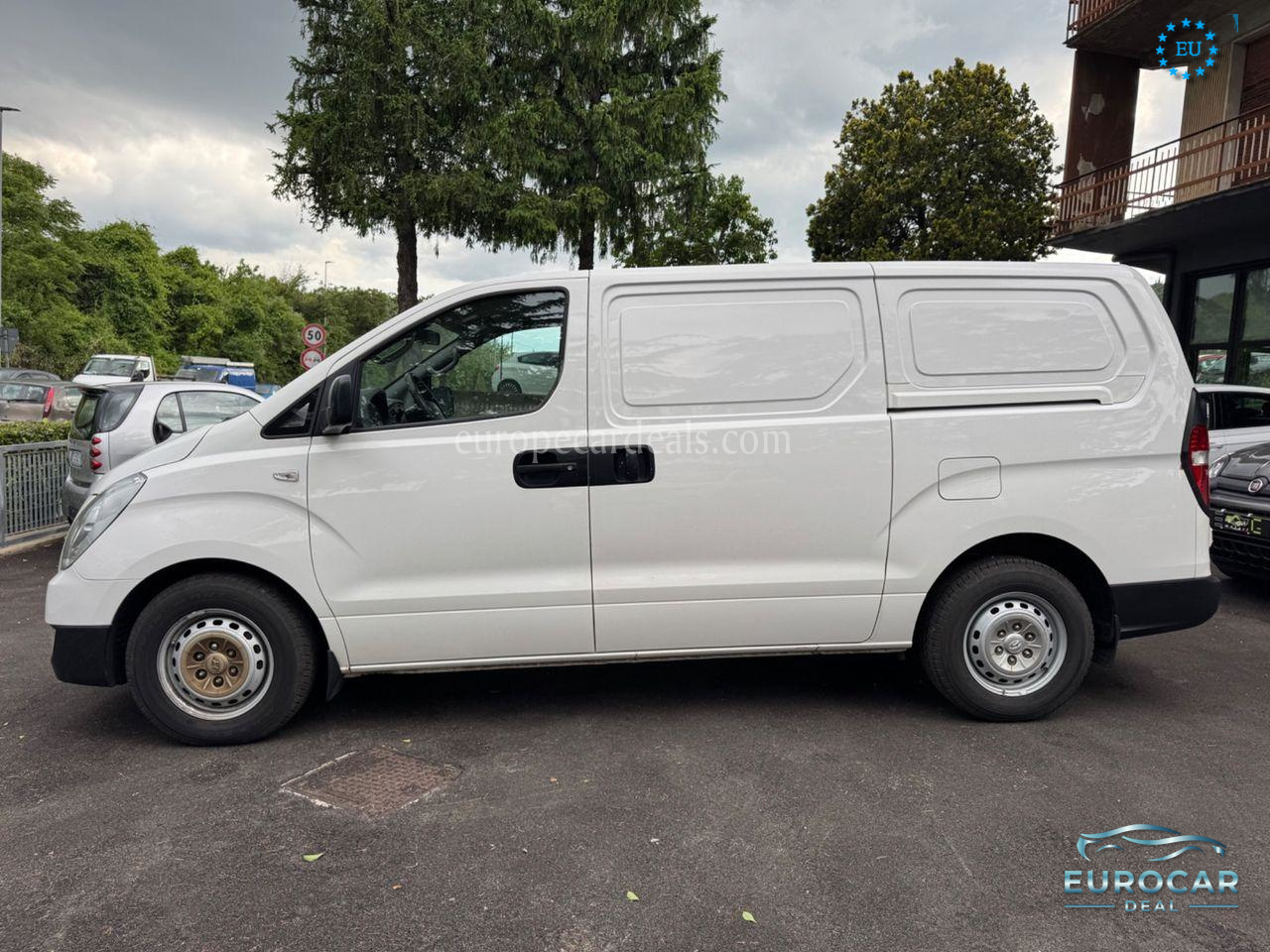 Hyundai H-1