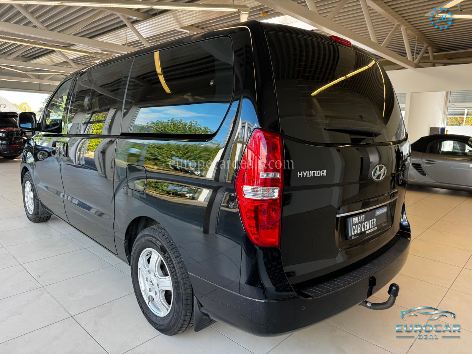 Hyundai H-1