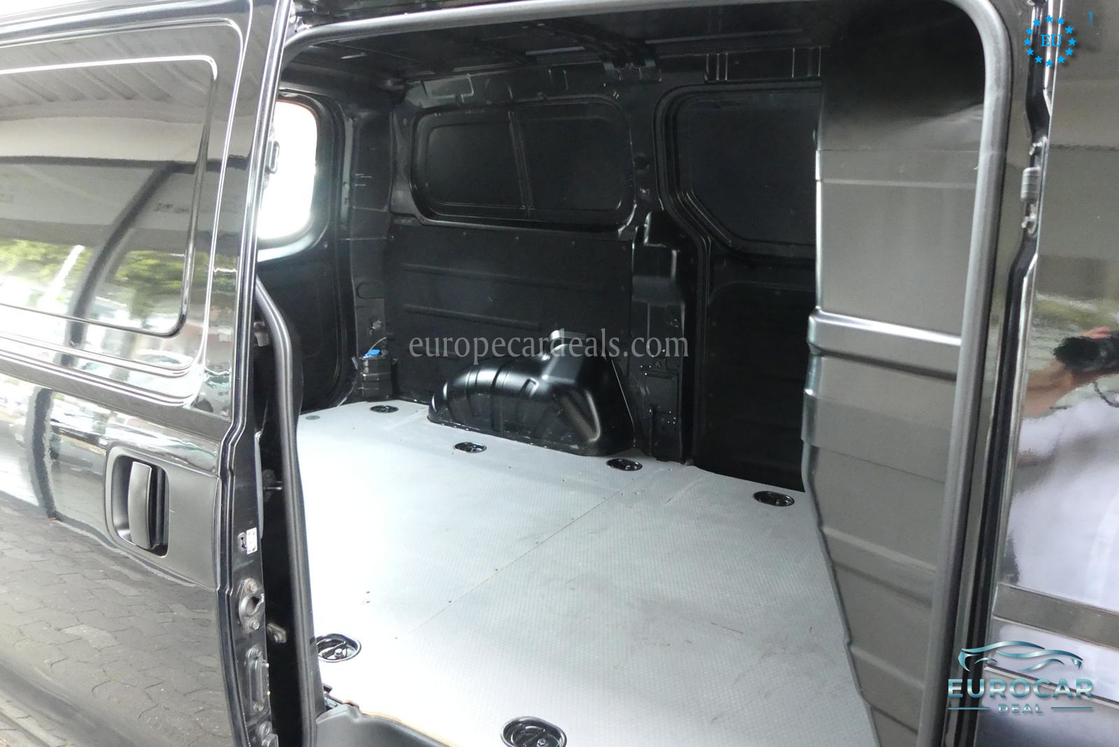 Hyundai H-1