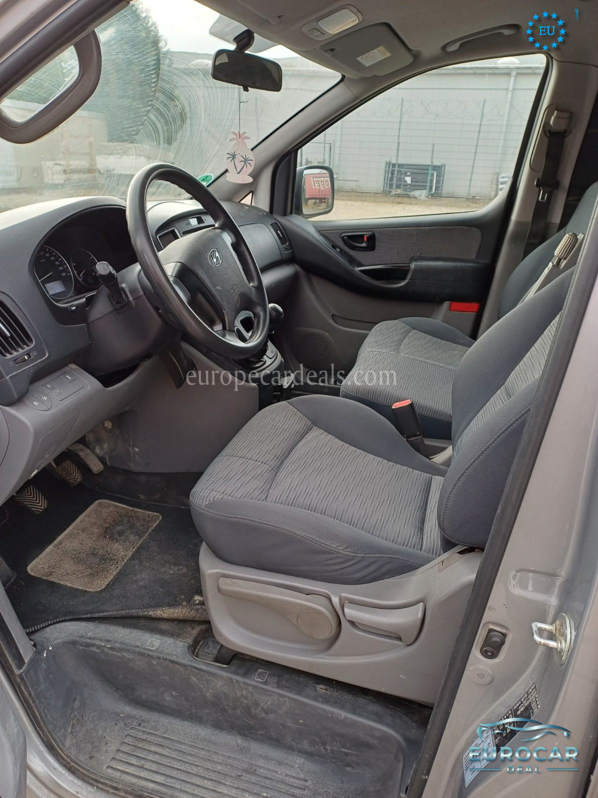 Hyundai H-1