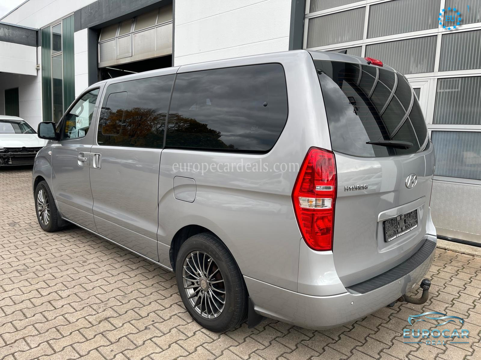 Hyundai H-1