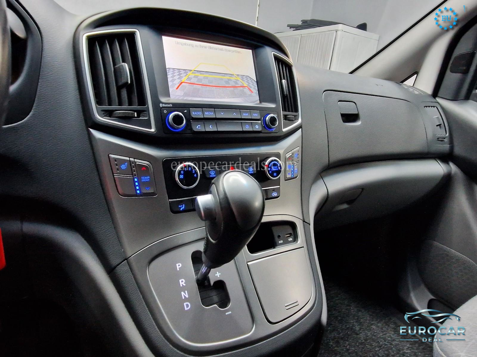 Hyundai H-1