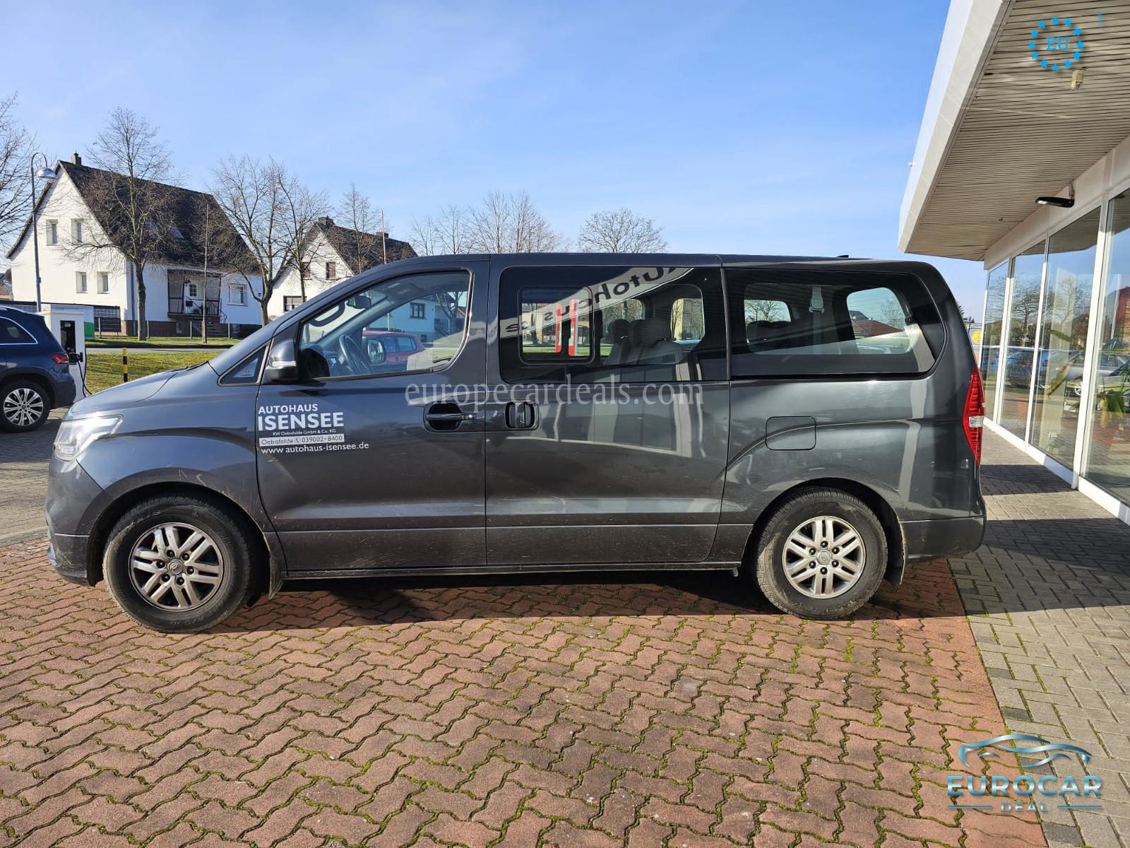 Hyundai H-1