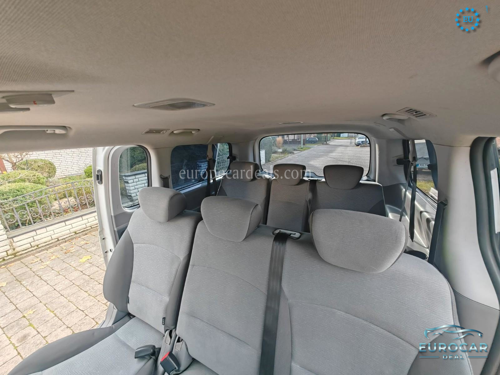 Hyundai H-1