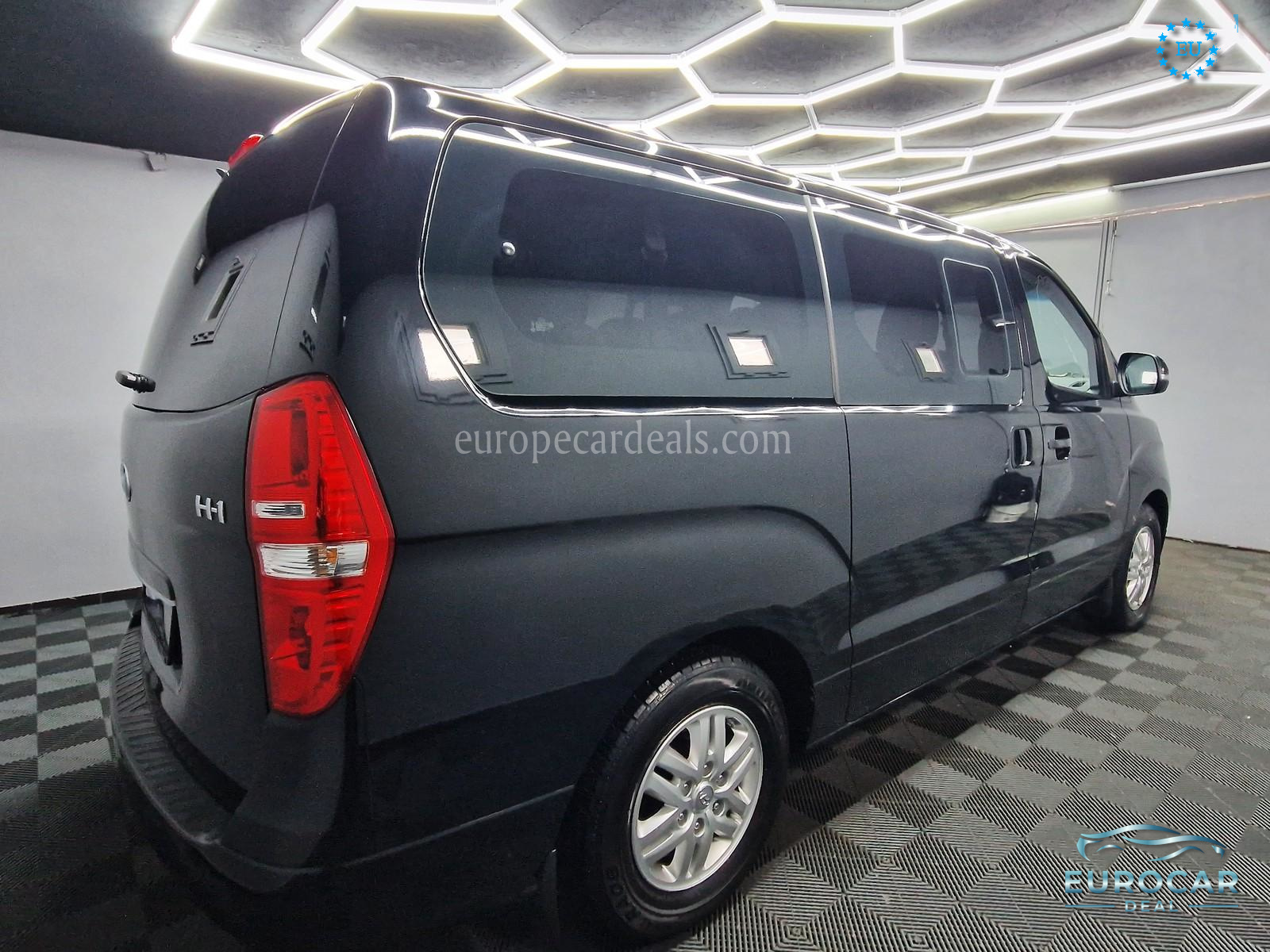 Hyundai H-1