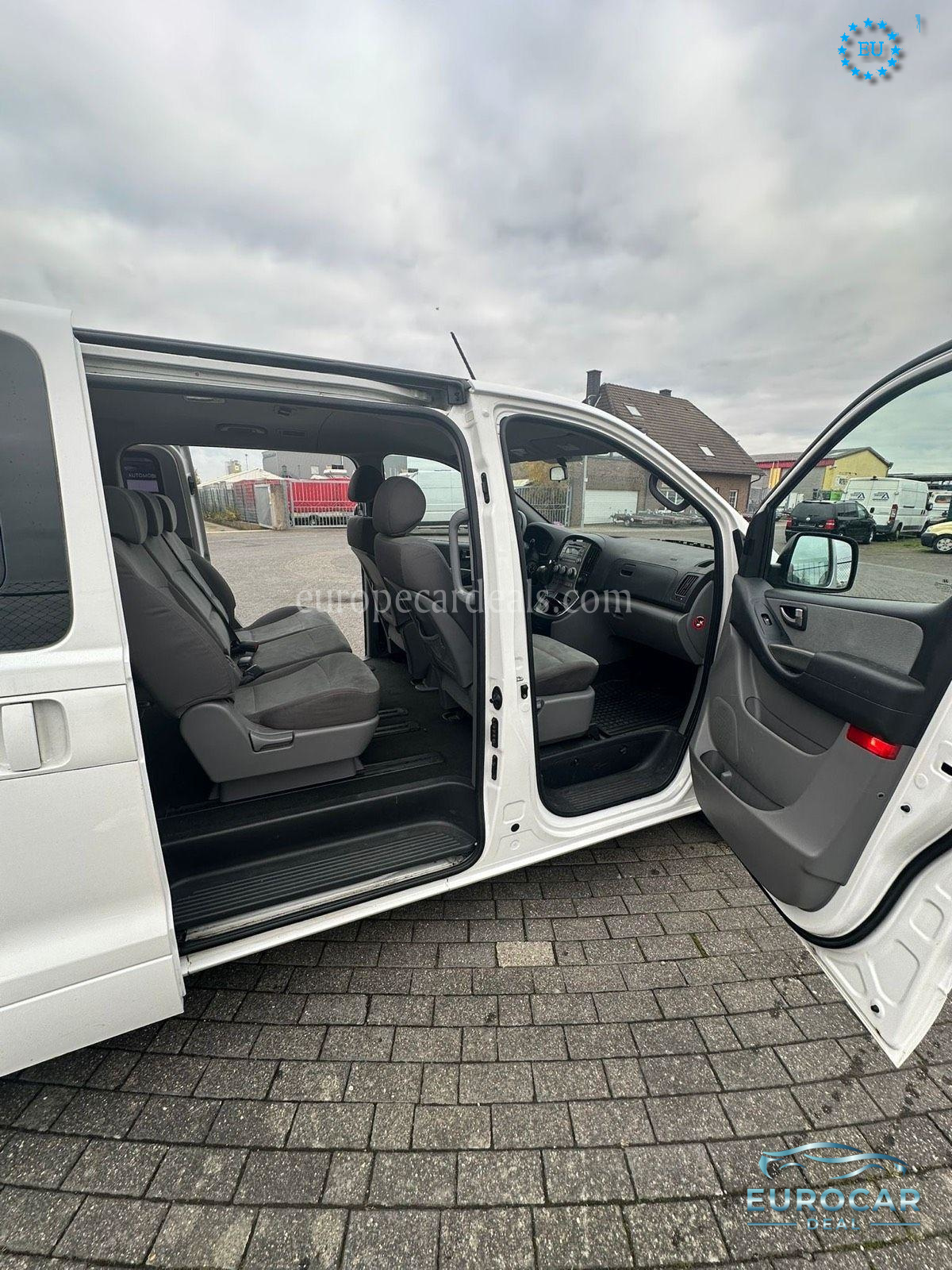 Hyundai H-1