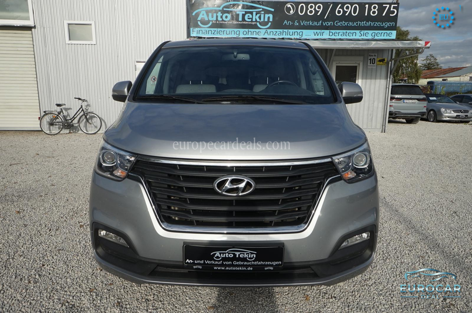 Hyundai H-1