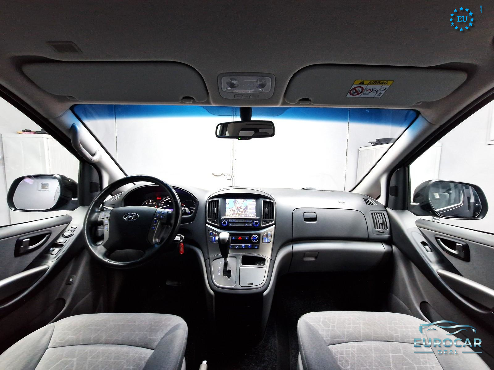 Hyundai H-1