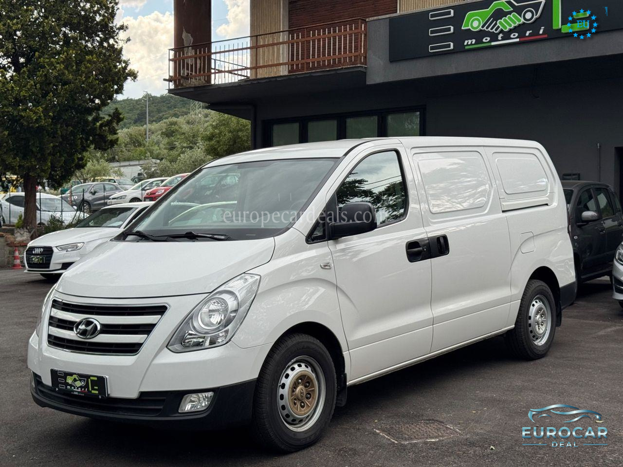 Hyundai H-1