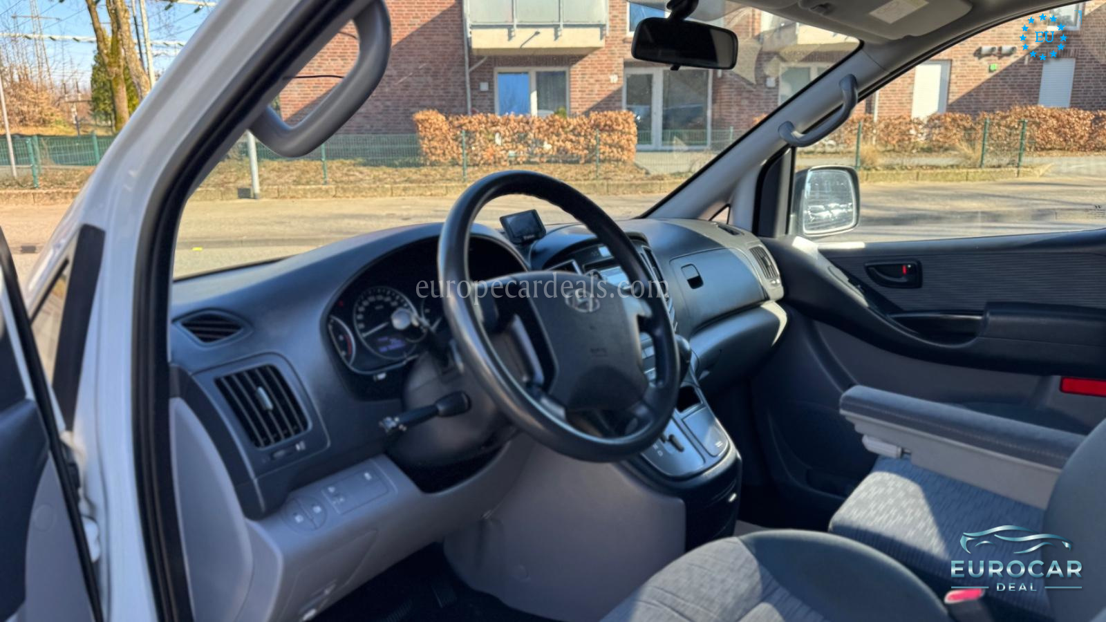 Hyundai H-1