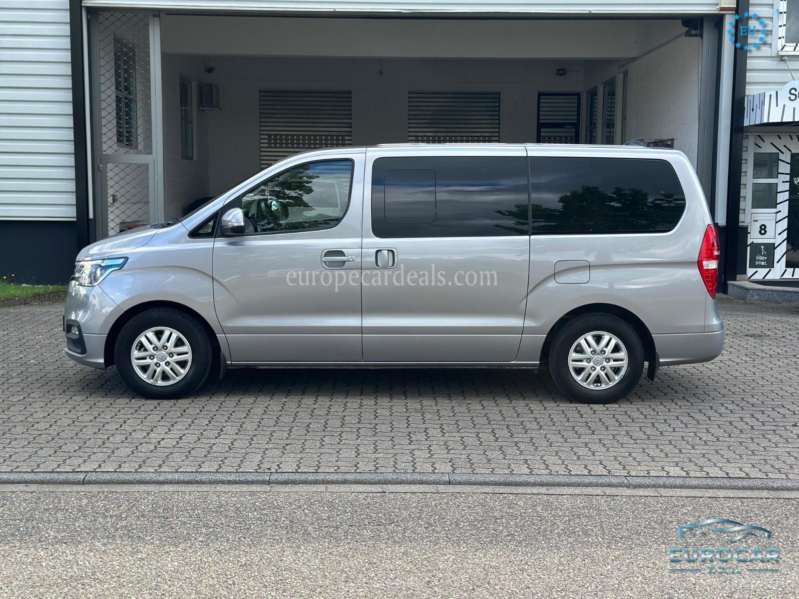 Hyundai H-1