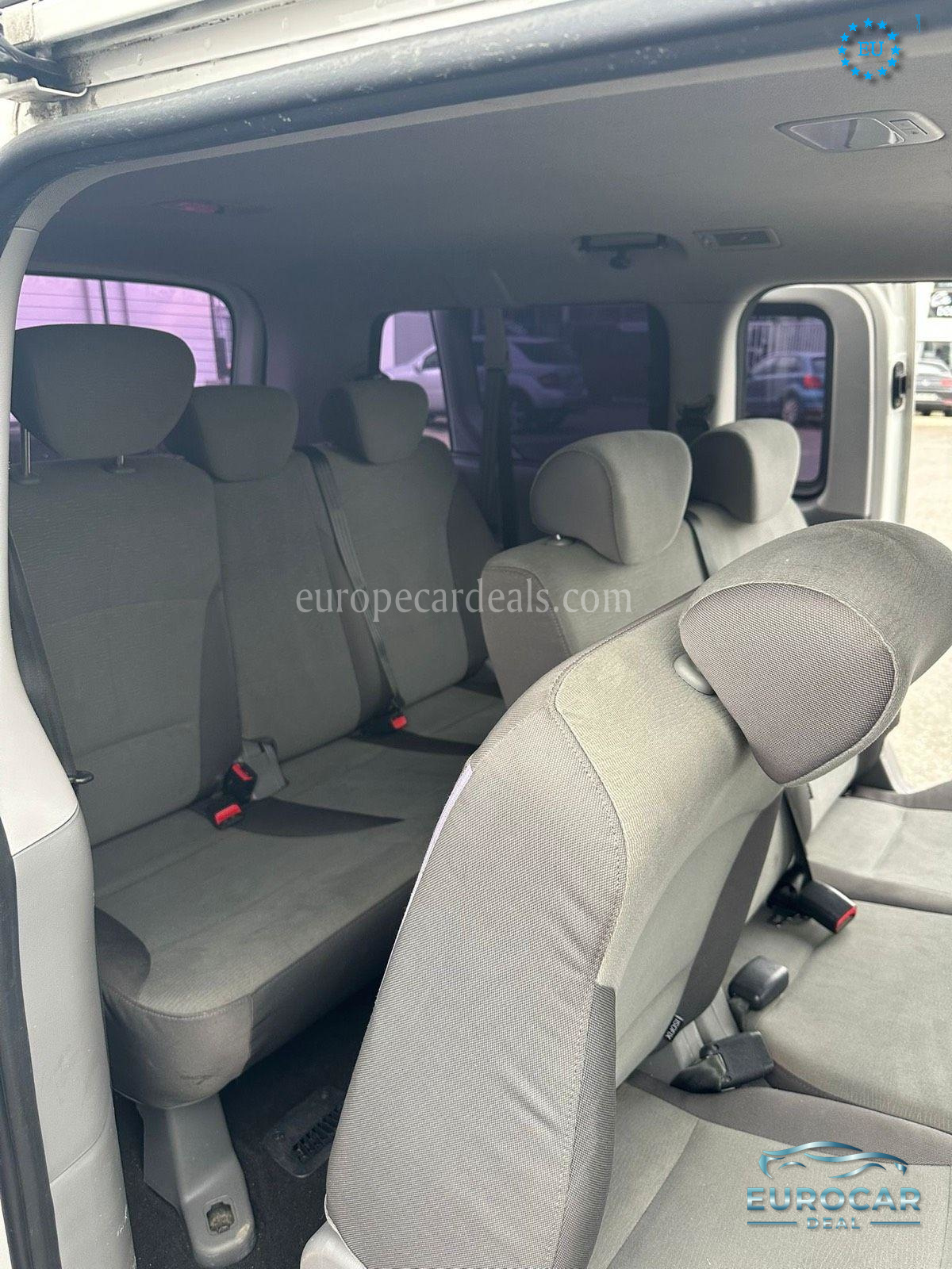 Hyundai H-1