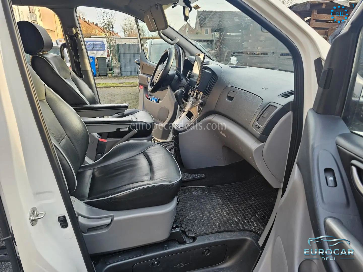 Hyundai H-1
