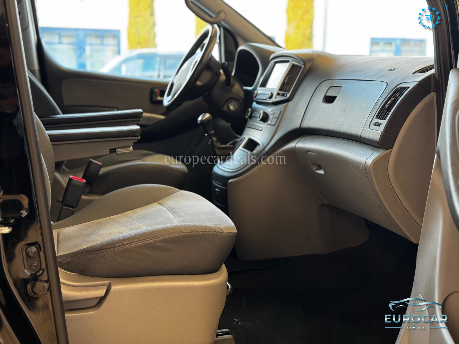 Hyundai H-1