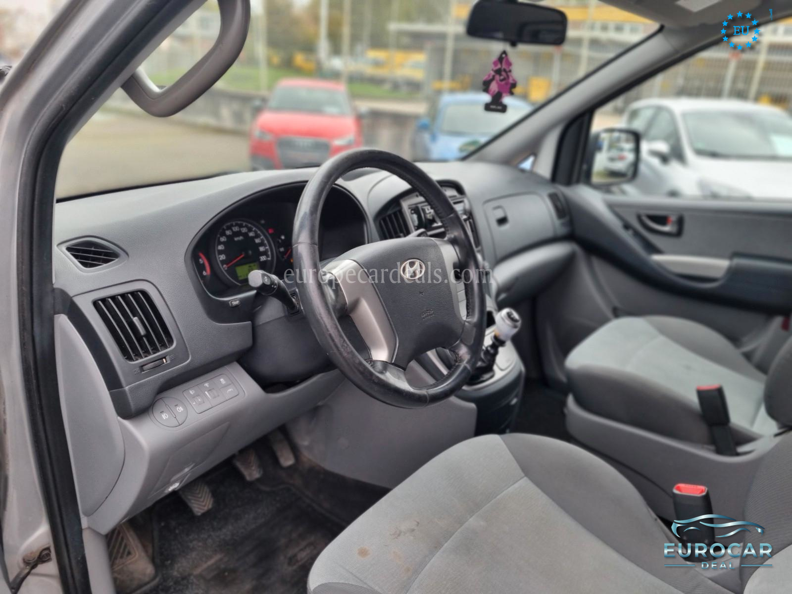 Hyundai H-1