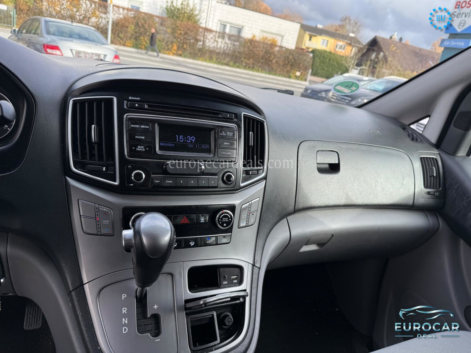 Hyundai H-1