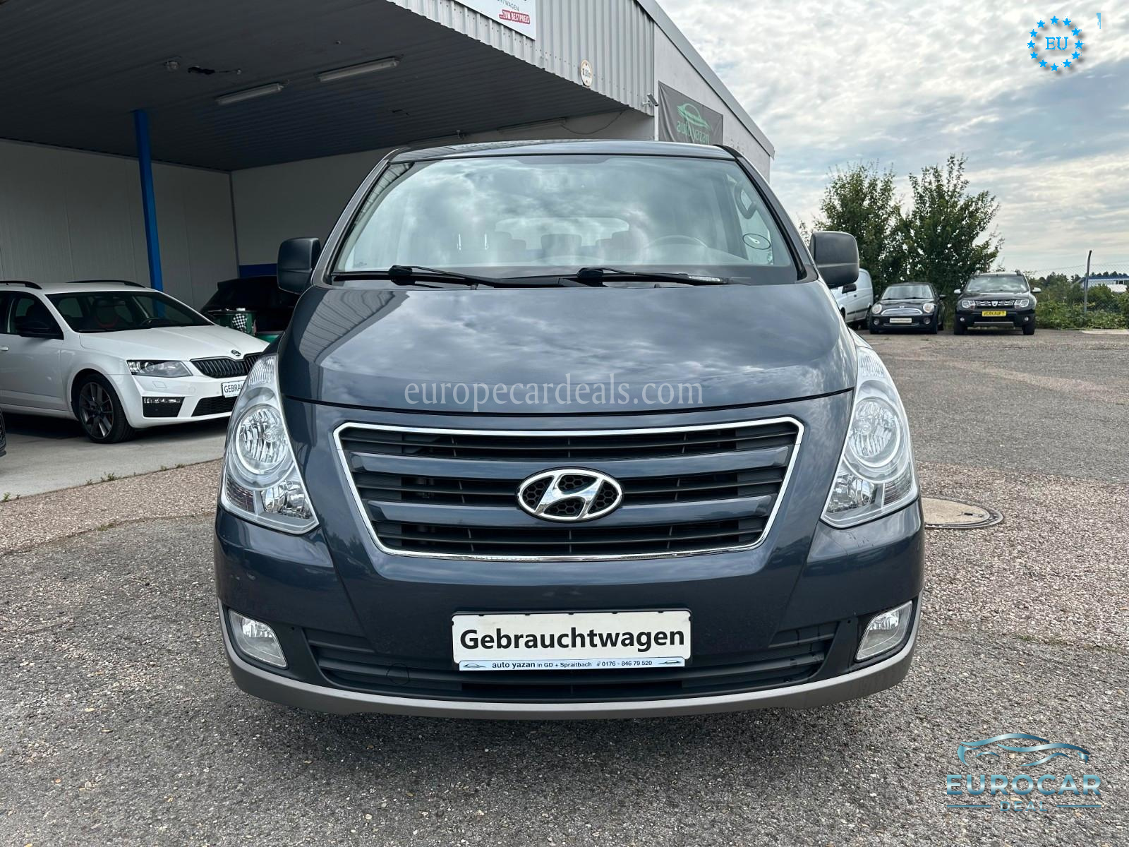 Hyundai H-1 Starex