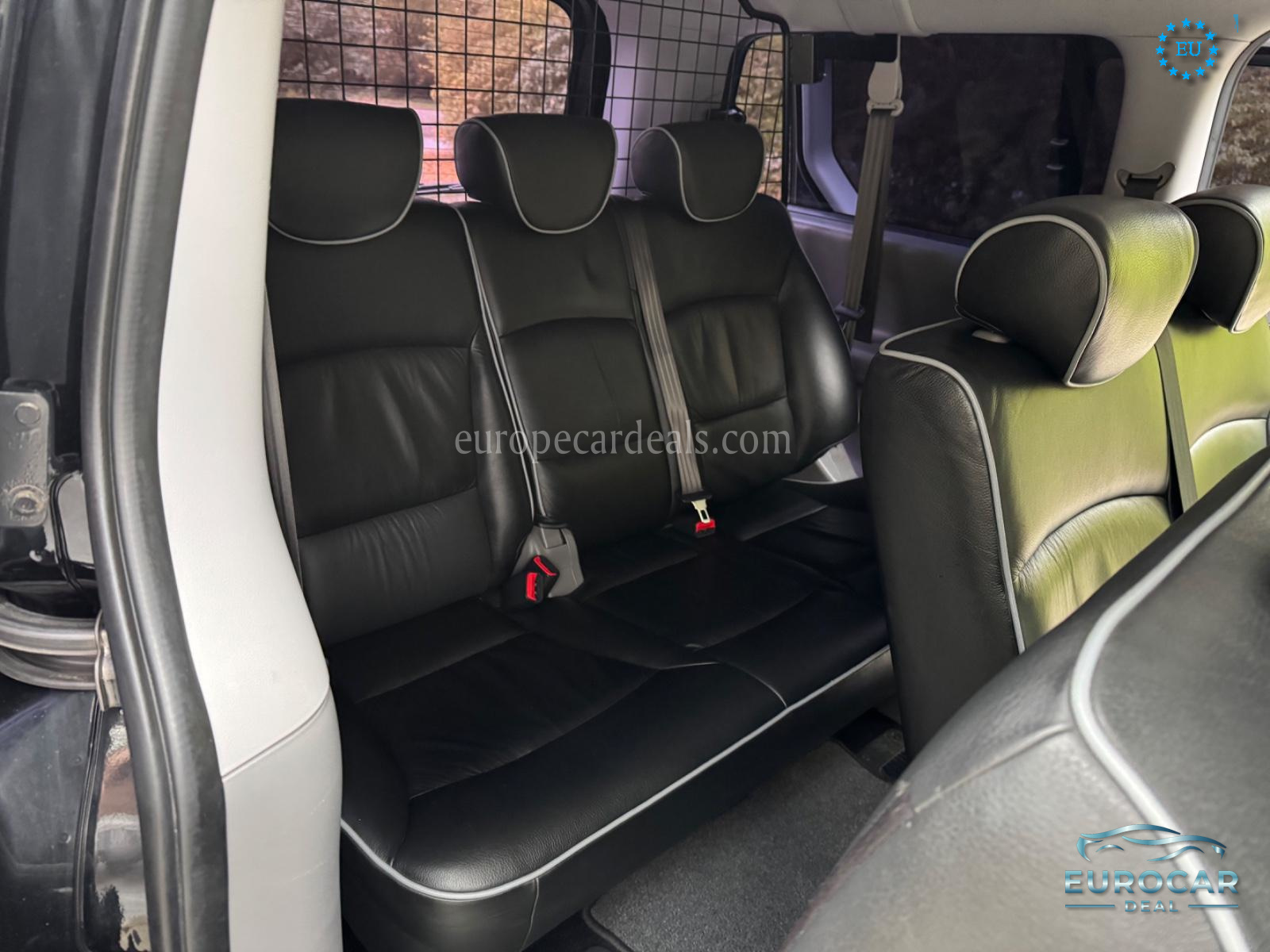 Hyundai H-1 Starex