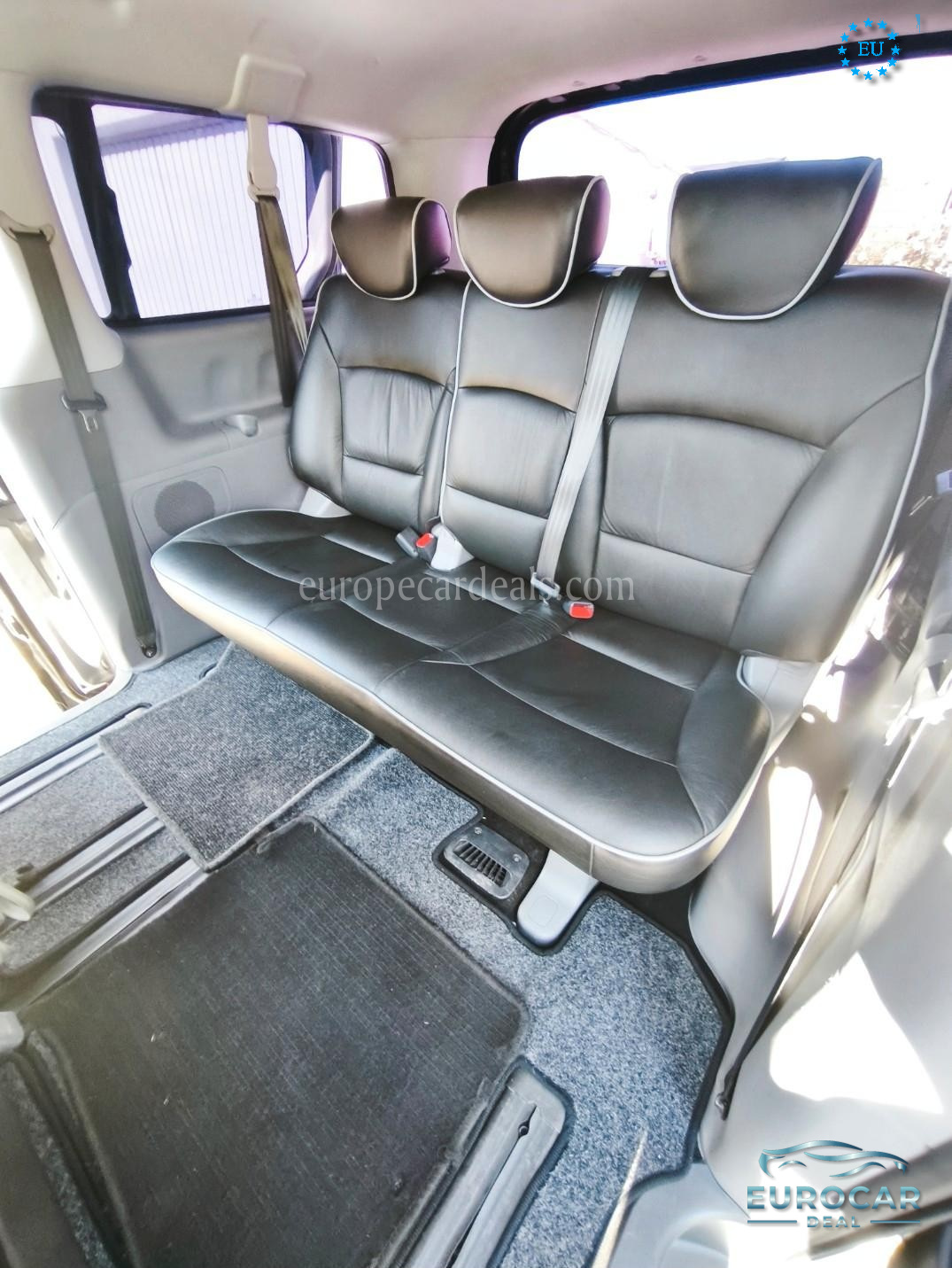 Hyundai H-1 Starex