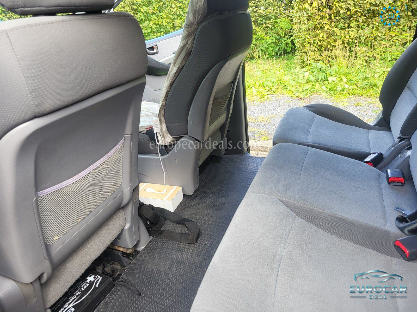 Hyundai H-1 Starex
