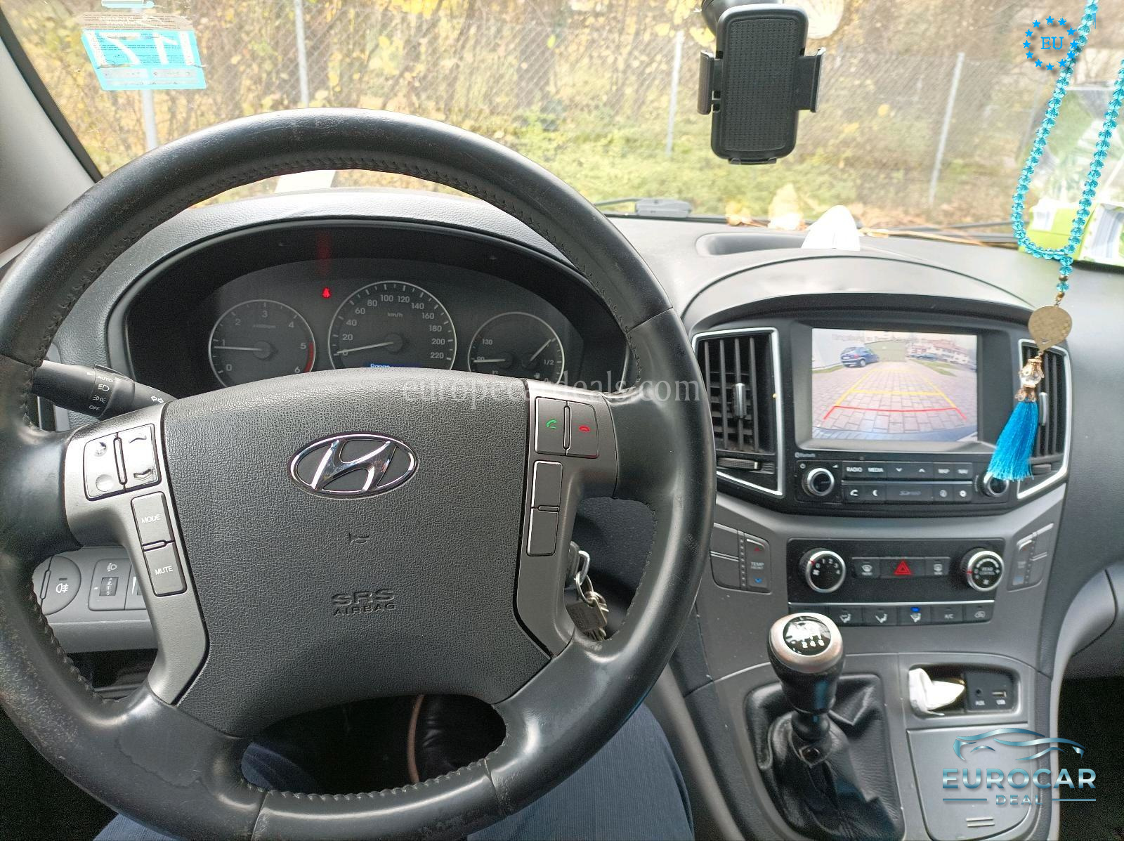 Hyundai H-1 Starex