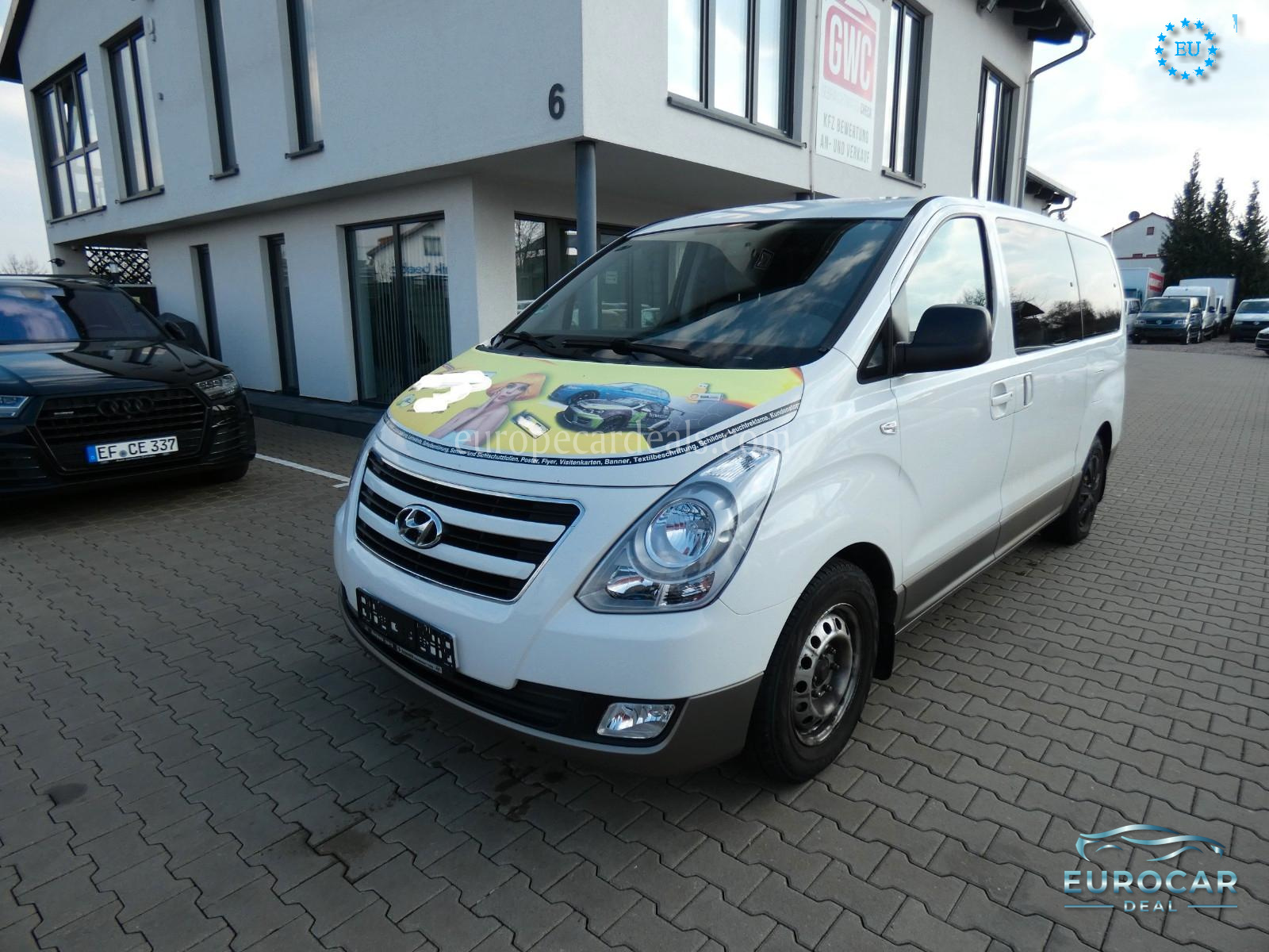 Hyundai H-1 Starex
